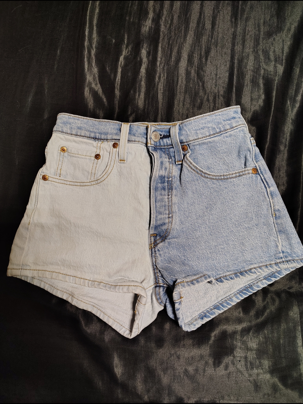 Levi's Two-Tone High-Waist Denim Shorts - Light Blue & Medium Blue